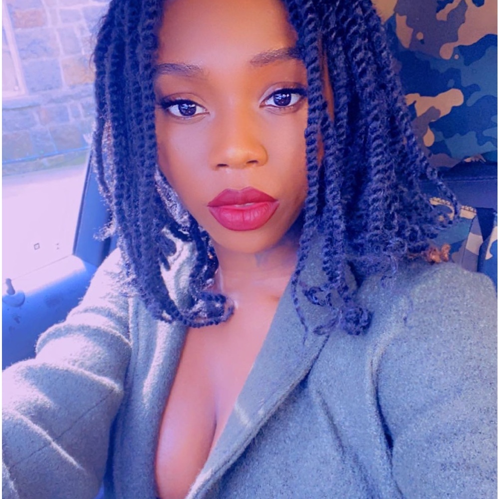 Meet your Posher, Milly